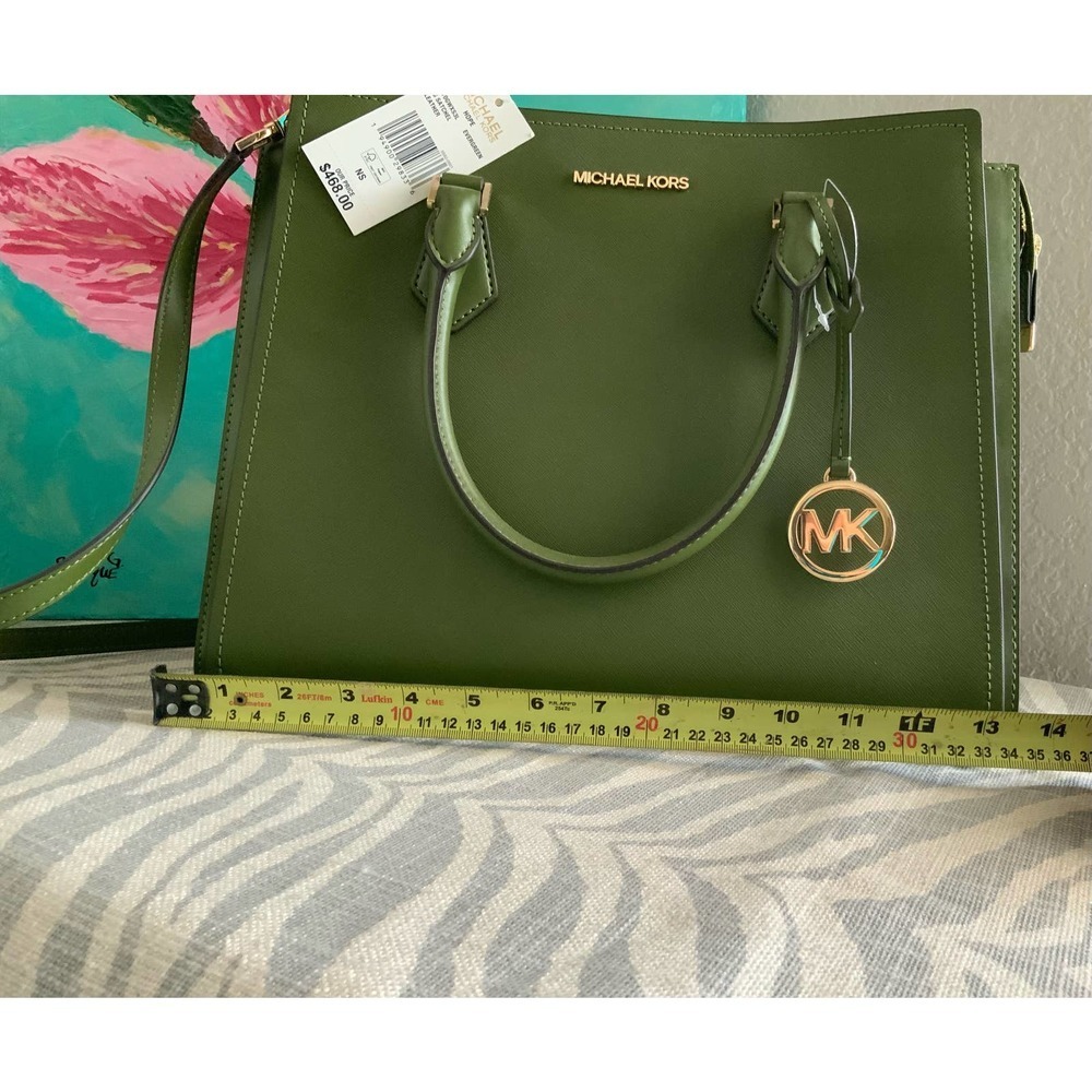 Michael Kors Evergreen size large 3in 1 bag Cross/Shoulder/Handbag